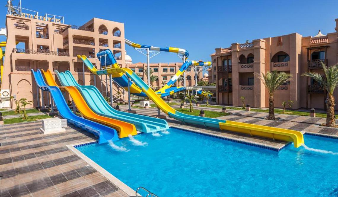 Albatros Aqua Park Resort 4⭐️