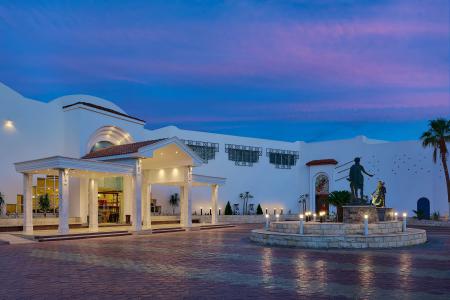 Dreams Beach Resort Sharm 5⭐️ інформація про готель та пошук турів в готелі Dreams Beach Resort Sharm 5⭐️ в Єгипеті