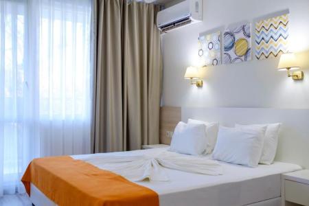 TUI Suneo Garden Nevis 3⭐️ інформація про готель та пошук турів в готелі TUI Suneo Garden Nevis 3⭐️ в Болгарії