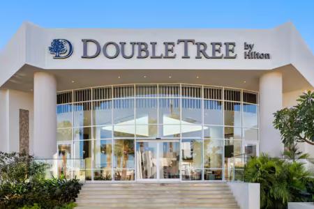 DoubleTree by Hilton Sharks Bay Resort 4⭐️ інформація про готель та пошук турів в готелі DoubleTree by Hilton Sharks Bay Resort 4⭐️ в Єгипеті