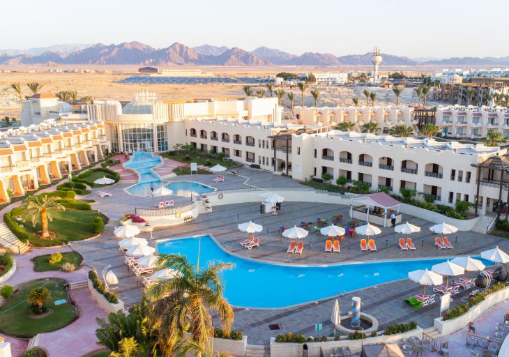 Ivy Cyrene Island Aqua Park Resort 4*