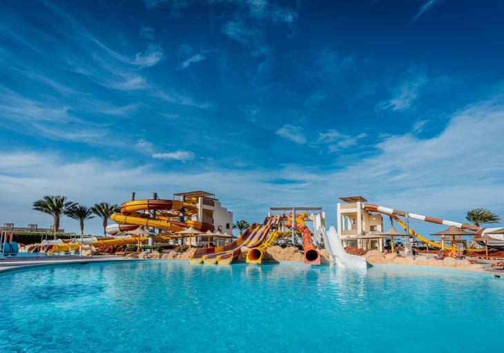 El Karma Aqua Beach Resort & Aqua Park 4*