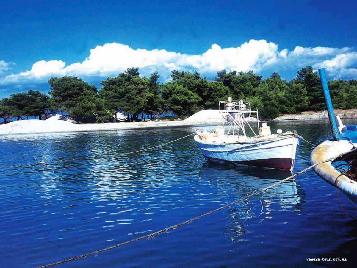 Chrousso Village Hotel 4⭐️ інформація про готель та пошук турів в готелі Chrousso Village Hotel 4⭐️ в Греції