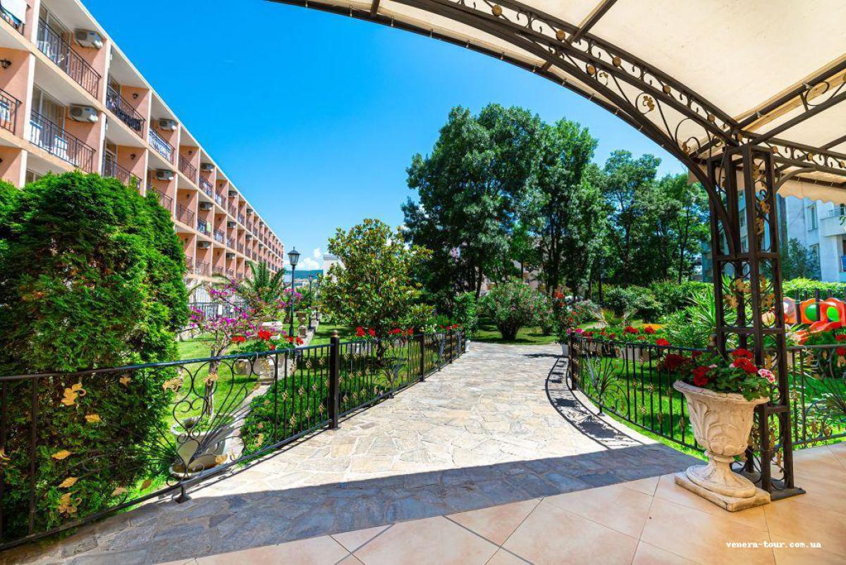 Riva Sunny Beach 3⭐️ інформація про готель та пошук турів в готелі Riva Sunny Beach 3⭐️ в Болгарії