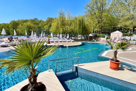 BSA Holiday Park Hotel 4⭐️ інформація про готель та пошук турів в готелі BSA Holiday Park Hotel 4⭐️ в Болгарії