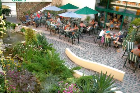 Trakia 3⭐️ інформація про готель та пошук турів в готелі Trakia 3⭐️ в Болгарії