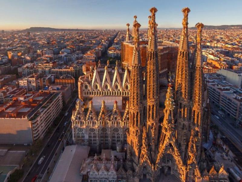 Екскурсія до Барселони (за бажанням)