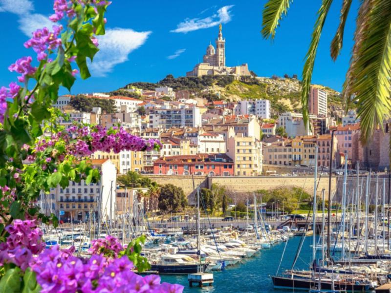 Переїзд до Франції