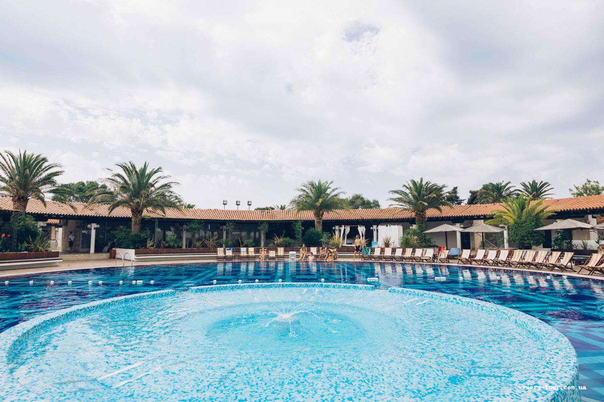 Slovenska Plaza Hotel 4⭐️ інформація про готель та пошук турів в готелі Slovenska Plaza Hotel 4⭐️ в Чорногорії