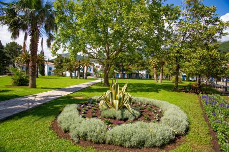 Slovenska Plaza Hotel 4⭐️ інформація про готель та пошук турів в готелі Slovenska Plaza Hotel 4⭐️ в Чорногорії