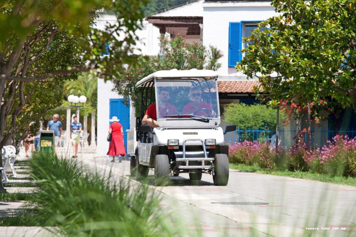 Slovenska Plaza Hotel 4⭐️ інформація про готель та пошук турів в готелі Slovenska Plaza Hotel 4⭐️ в Чорногорії