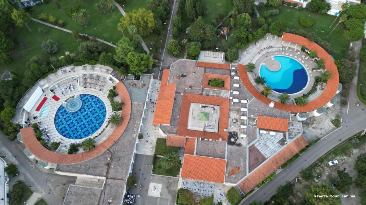 Slovenska Plaza Hotel 4⭐️ інформація про готель та пошук турів в готелі Slovenska Plaza Hotel 4⭐️ в Чорногорії
