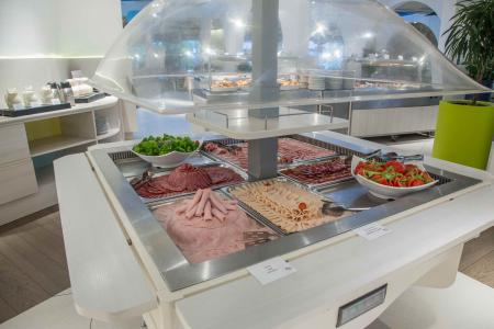 Slovenska Plaza Hotel 4⭐️ інформація про готель та пошук турів в готелі Slovenska Plaza Hotel 4⭐️ в Чорногорії