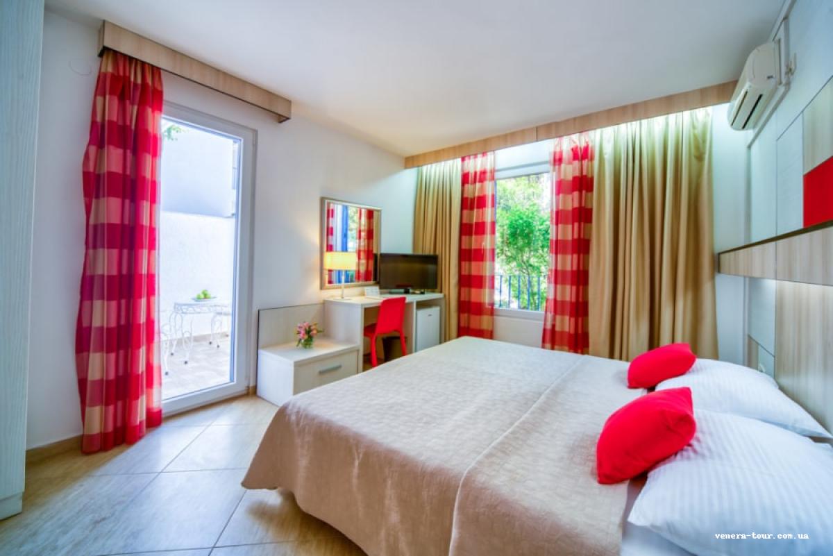 Slovenska Plaza Hotel 4⭐️ інформація про готель та пошук турів в готелі Slovenska Plaza Hotel 4⭐️ в Чорногорії