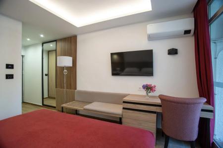 Slovenska Plaza Hotel 4⭐️ інформація про готель та пошук турів в готелі Slovenska Plaza Hotel 4⭐️ в Чорногорії