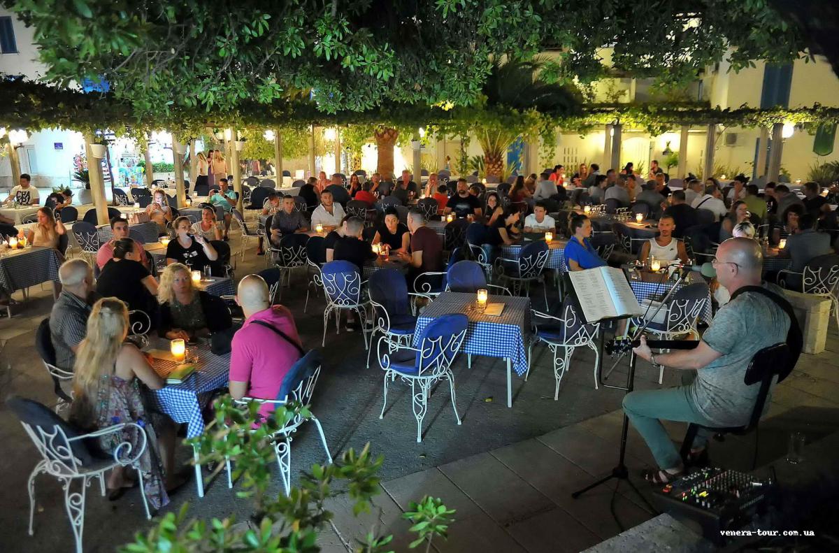 Slovenska Plaza Hotel 4⭐️ інформація про готель та пошук турів в готелі Slovenska Plaza Hotel 4⭐️ в Чорногорії