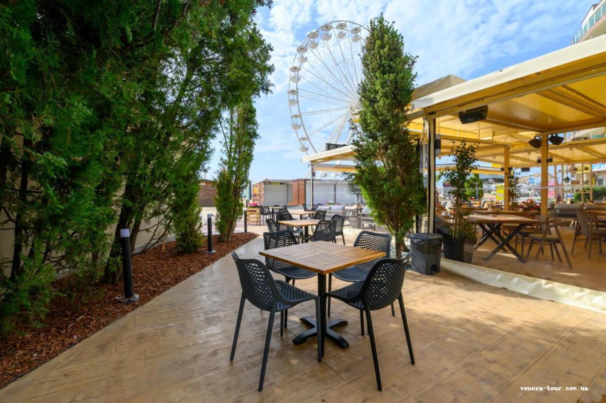 Glarus 3⭐️ інформація про готель та пошук турів в готелі Glarus 3⭐️ в Болгарії