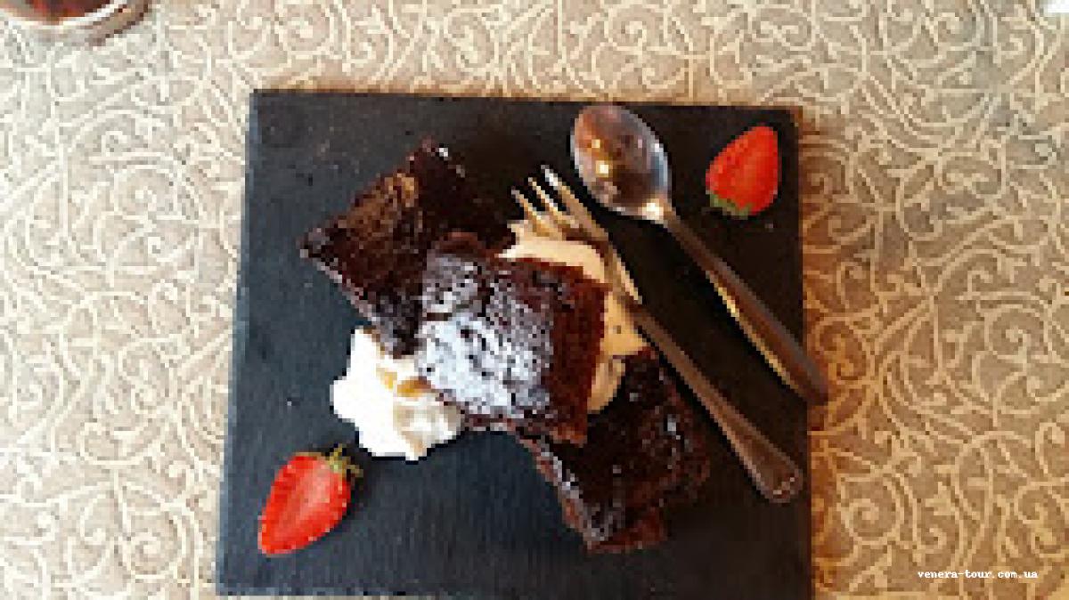 Glarus 3⭐️ інформація про готель та пошук турів в готелі Glarus 3⭐️ в Болгарії