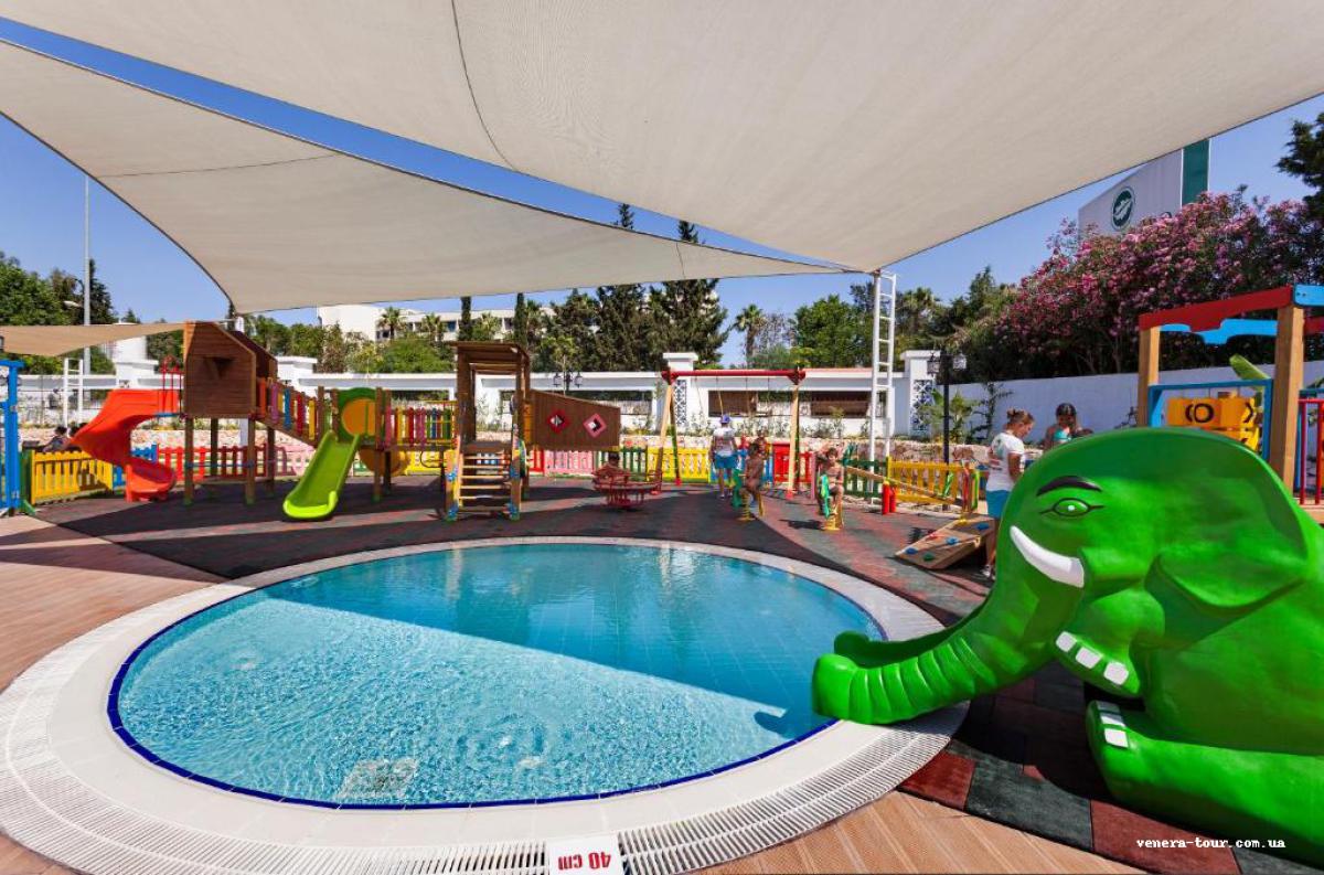 Karmir Resort & Spa 5⭐️ інформація про готель та пошук турів в готелі Karmir Resort & Spa 5⭐️ в Туреччині