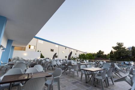 Azurro Hotel 3⭐️ інформація про готель та пошук турів в готелі Azurro Hotel 3⭐️ в Болгарії