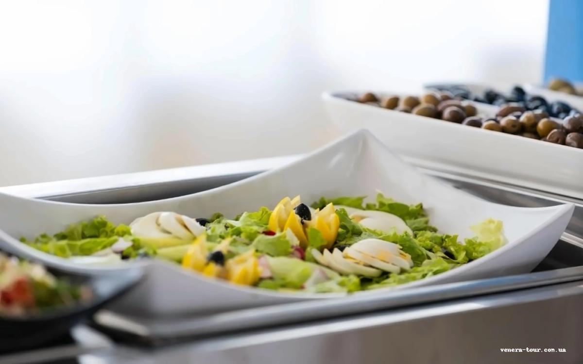 Azurro Hotel 3⭐️ інформація про готель та пошук турів в готелі Azurro Hotel 3⭐️ в Болгарії