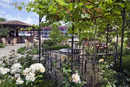 Regina 3⭐️ інформація про готель та пошук турів в готелі Regina 3⭐️ в Болгарії