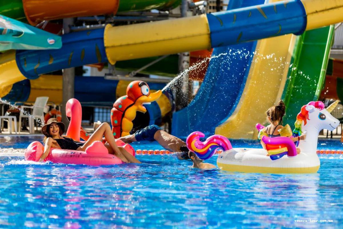 Prestige Grand Hotel & Aquapark 4⭐️ інформація про готель та пошук турів в готелі Prestige Grand Hotel & Aquapark 4⭐️ в Болгарії