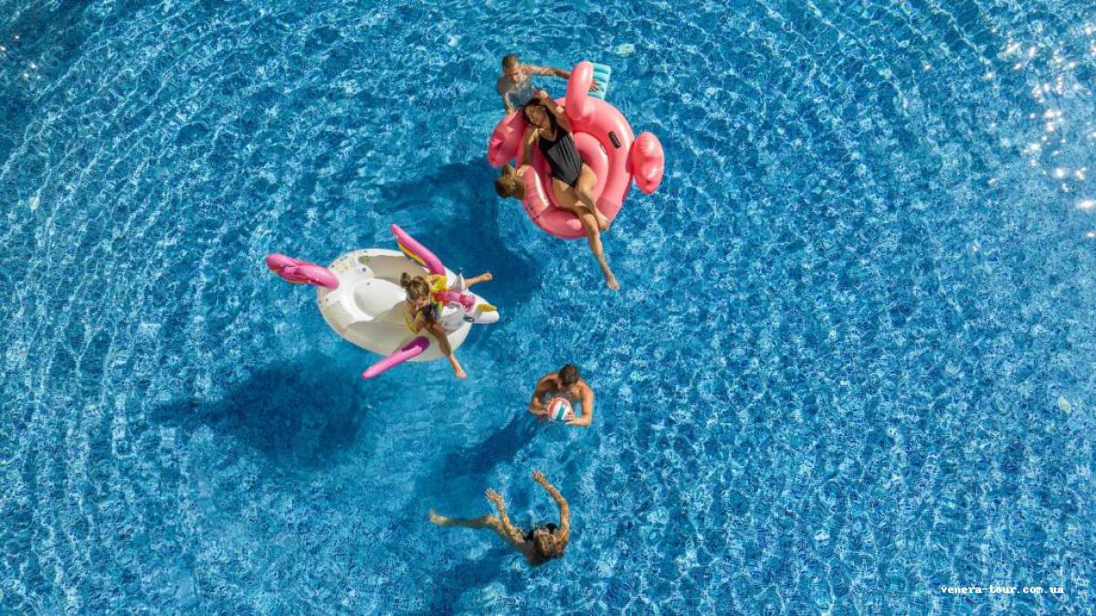 Prestige Grand Hotel & Aquapark 4⭐️ інформація про готель та пошук турів в готелі Prestige Grand Hotel & Aquapark 4⭐️ в Болгарії