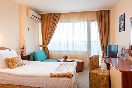 Burgas Beach 4⭐️ інформація про готель та пошук турів в готелі Burgas Beach 4⭐️ в Болгарії