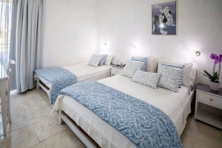 Roxani Hotel інформація про готель та пошук турів в готелі Roxani Hotel в Греції