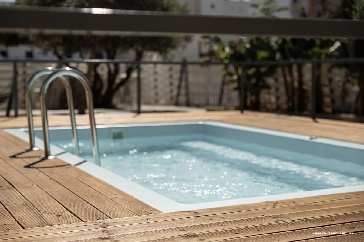 Pollis Hotel (ex. Miramare Hotel Hersonissos) інформація про готель та пошук турів в готелі Pollis Hotel (ex. Miramare Hotel Hersonissos) в Греції