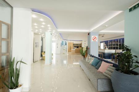 Pollis Hotel (ex. Miramare Hotel Hersonissos) інформація про готель та пошук турів в готелі Pollis Hotel (ex. Miramare Hotel Hersonissos) в Греції
