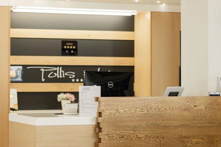 Pollis Hotel (ex. Miramare Hotel Hersonissos) інформація про готель та пошук турів в готелі Pollis Hotel (ex. Miramare Hotel Hersonissos) в Греції
