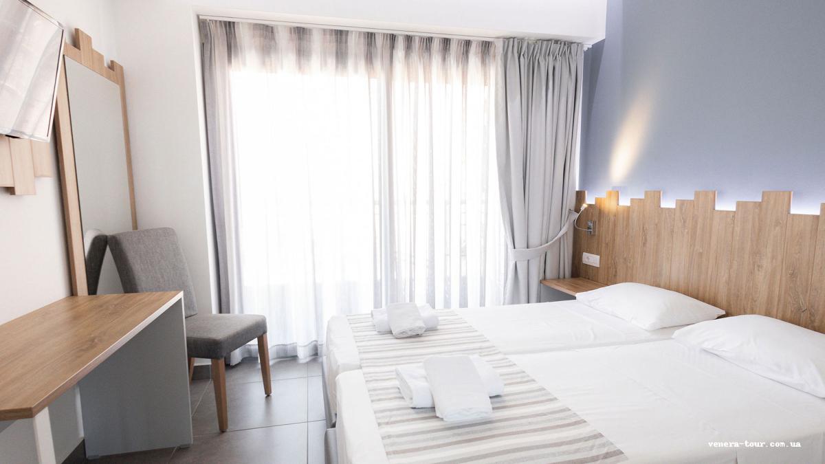 Pollis Hotel (ex. Miramare Hotel Hersonissos) інформація про готель та пошук турів в готелі Pollis Hotel (ex. Miramare Hotel Hersonissos) в Греції
