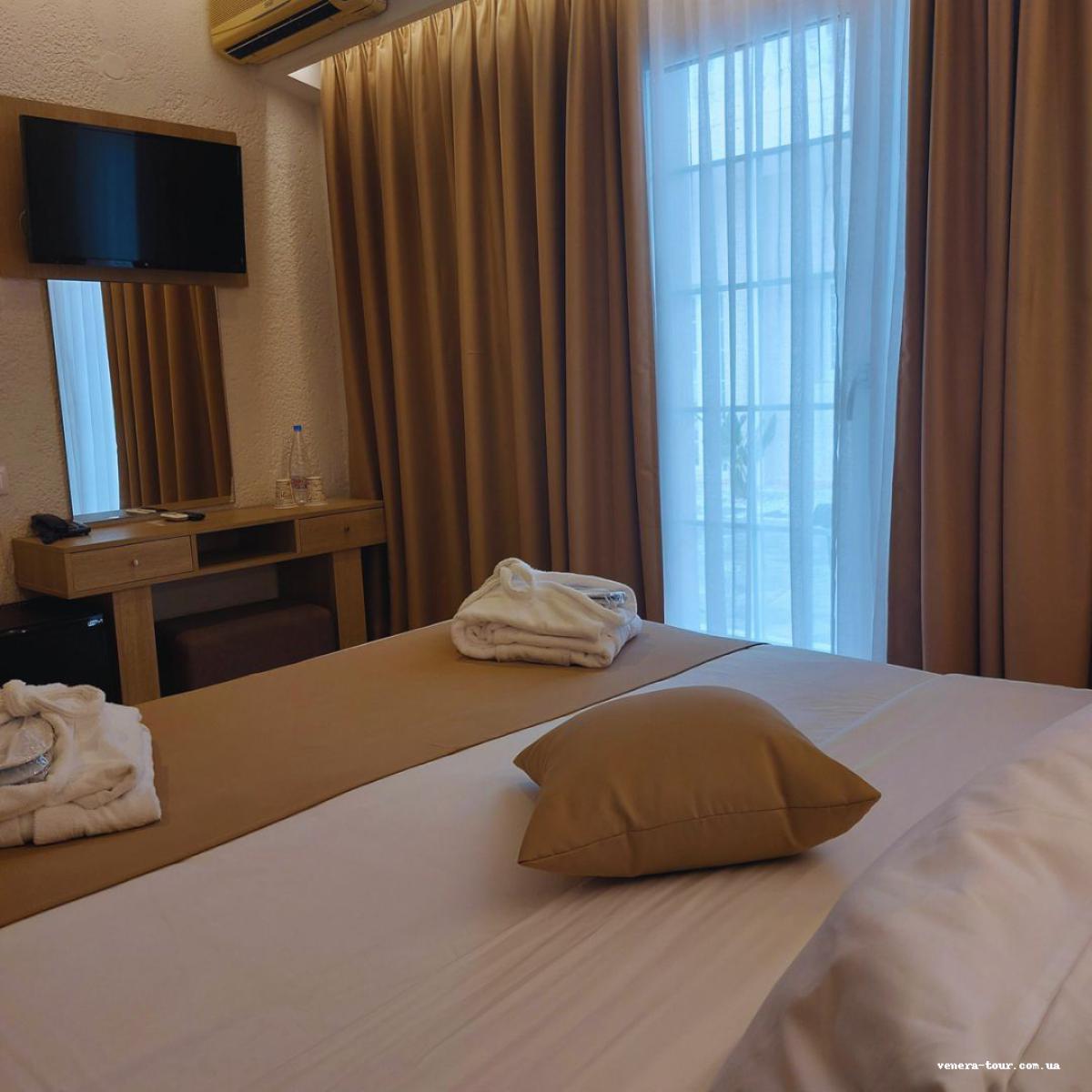 Porto Greco Village Beach Hotel інформація про готель та пошук турів в готелі Porto Greco Village Beach Hotel в Греції