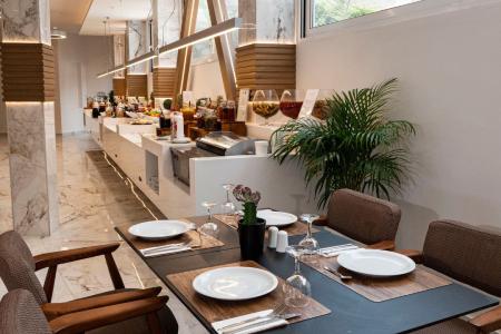 Porto Greco Village Beach Hotel інформація про готель та пошук турів в готелі Porto Greco Village Beach Hotel в Греції