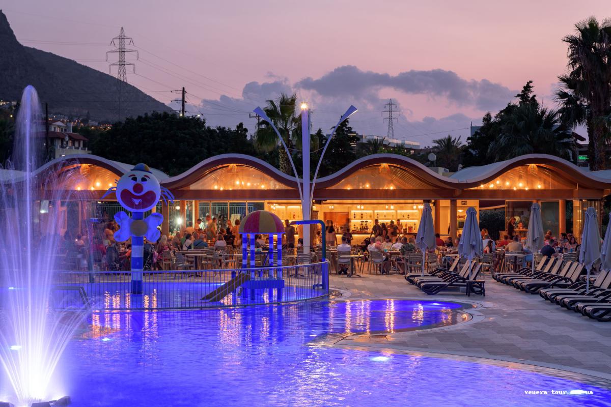 Star Beach Village & Water Park інформація про готель та пошук турів в готелі Star Beach Village & Water Park в Греції
