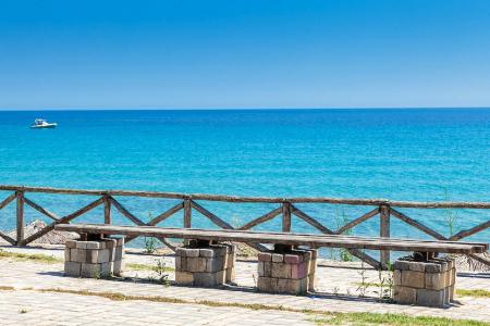 Xenios Dolphin Beach (Ex. Dolphin Beach) інформація про готель та пошук турів в готелі Xenios Dolphin Beach (Ex. Dolphin Beach) в Греції