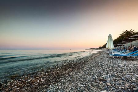 Xenios Dolphin Beach (Ex. Dolphin Beach) інформація про готель та пошук турів в готелі Xenios Dolphin Beach (Ex. Dolphin Beach) в Греції