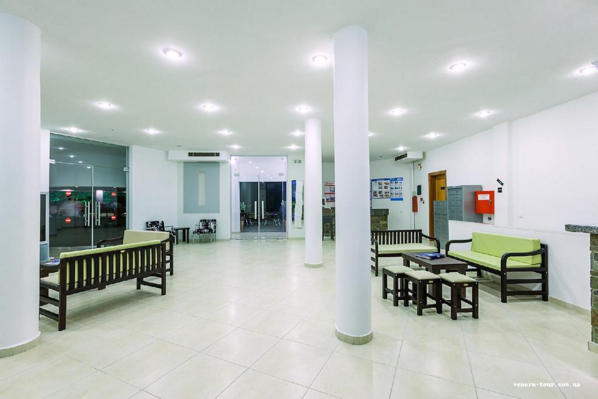 Xenios Dolphin Beach (Ex. Dolphin Beach) інформація про готель та пошук турів в готелі Xenios Dolphin Beach (Ex. Dolphin Beach) в Греції