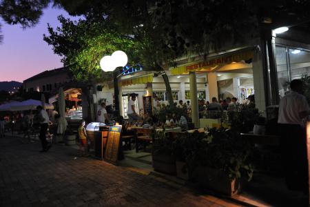 Obala Hotel інформація про готель та пошук турів в готелі Obala Hotel в Чорногорії