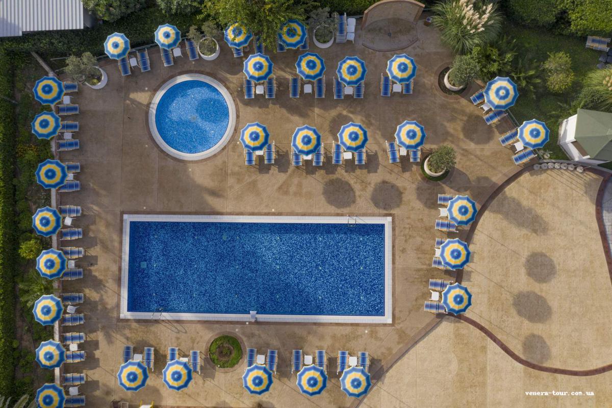 Montenegro Beach Resort інформація про готель та пошук турів в готелі Montenegro Beach Resort в Чорногорії