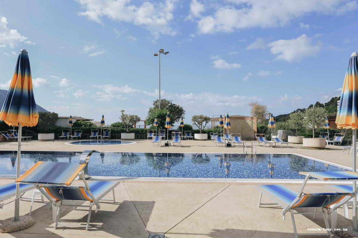 Montenegro Beach Resort інформація про готель та пошук турів в готелі Montenegro Beach Resort в Чорногорії