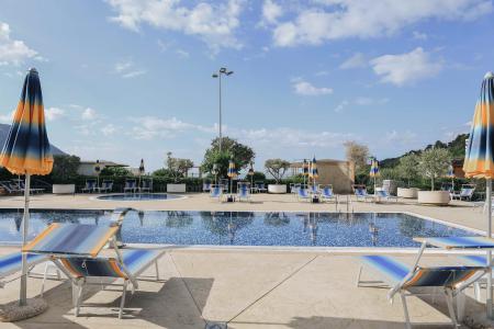 Montenegro Beach Resort інформація про готель та пошук турів в готелі Montenegro Beach Resort в Чорногорії