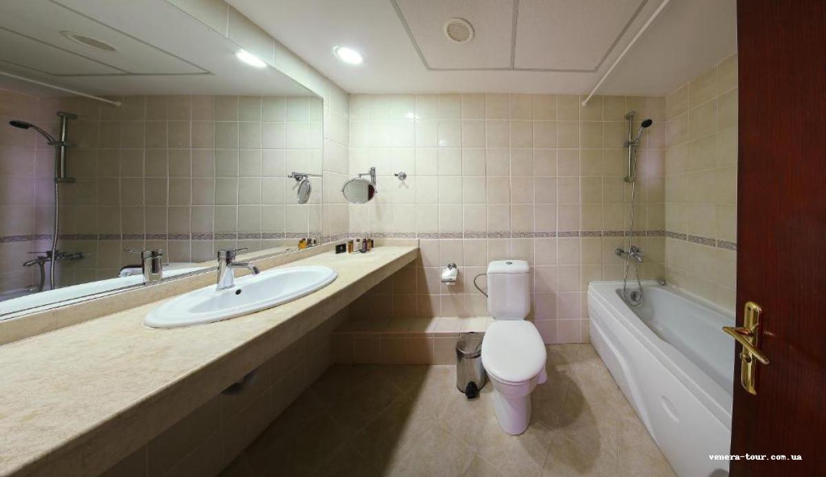 Prestige Hotel & Aqua Park (ex.Golden Yavor) 4⭐️ інформація про готель та пошук турів в готелі Prestige Hotel & Aqua Park (ex.Golden Yavor) 4⭐️ в Болгарії