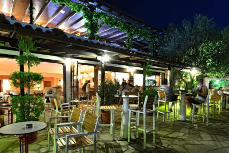 Philoxenia Hotel Psakoudia (Sithonia) інформація про готель та пошук турів в готелі Philoxenia Hotel Psakoudia (Sithonia) в Греції