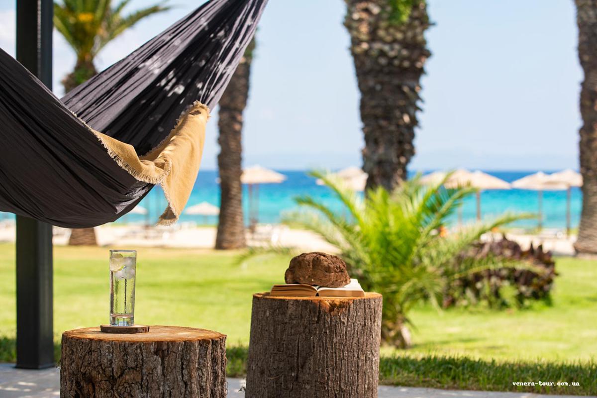 Kassandra Palace Seaside Resort інформація про готель та пошук турів в готелі Kassandra Palace Seaside Resort в Греції