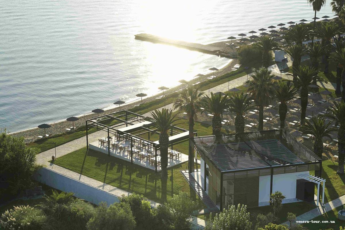 Kassandra Palace Seaside Resort інформація про готель та пошук турів в готелі Kassandra Palace Seaside Resort в Греції