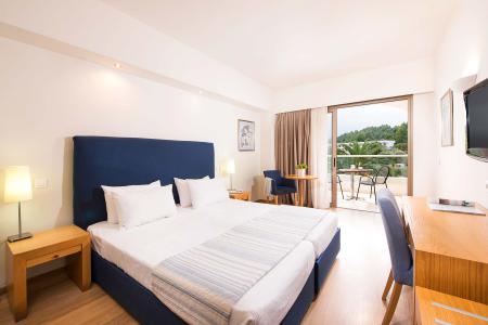 Kassandra Palace Seaside Resort інформація про готель та пошук турів в готелі Kassandra Palace Seaside Resort в Греції
