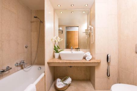 Kassandra Palace Seaside Resort інформація про готель та пошук турів в готелі Kassandra Palace Seaside Resort в Греції
